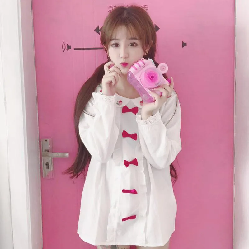 Kawaii Peter Pan Collar Shirt With Bowknot