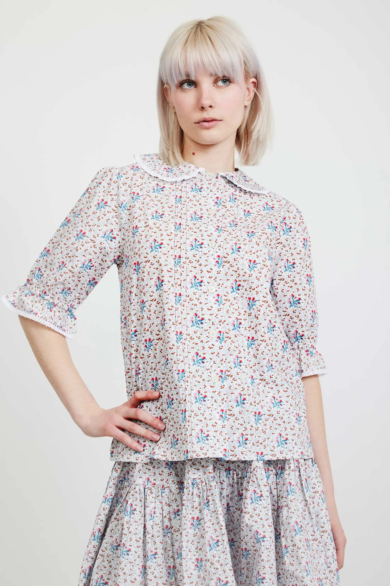 Laura Ashley x BATSHEVA Owenn Blouse in Duxford Pines